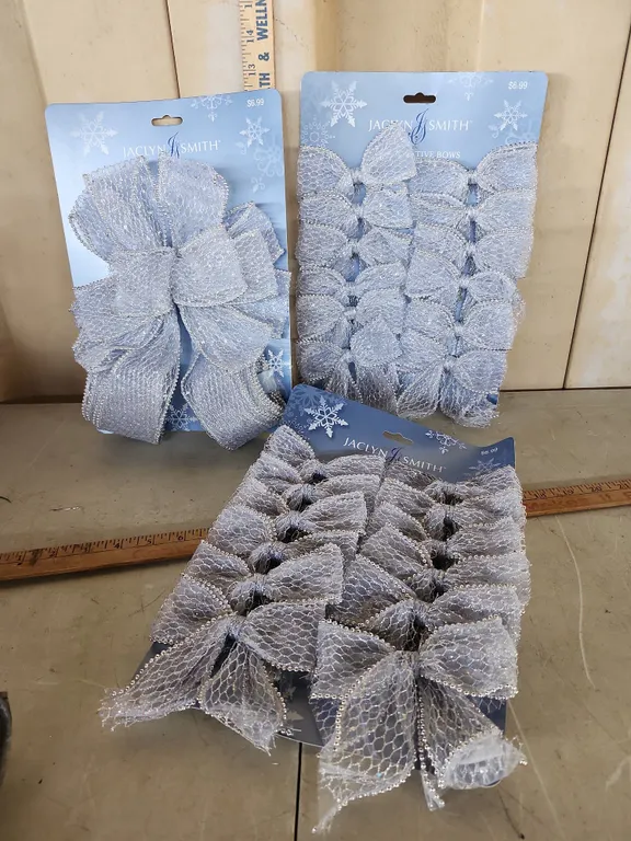 New Jaclyn Smith Bows