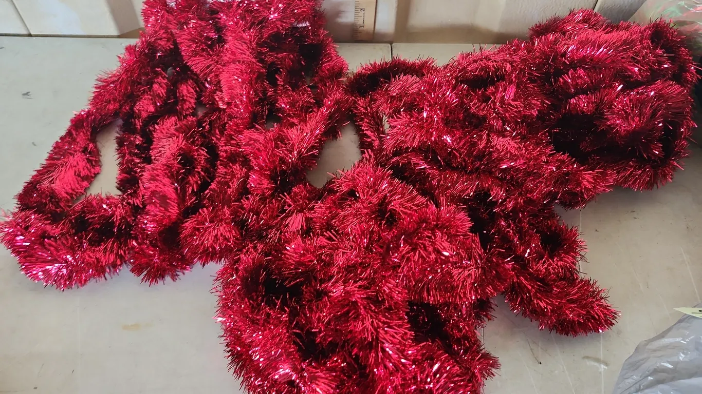 4 Pcs Red Garland Sections
