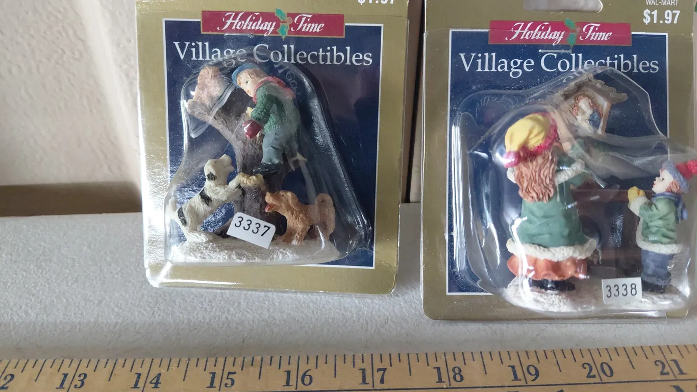 Village Size Figures