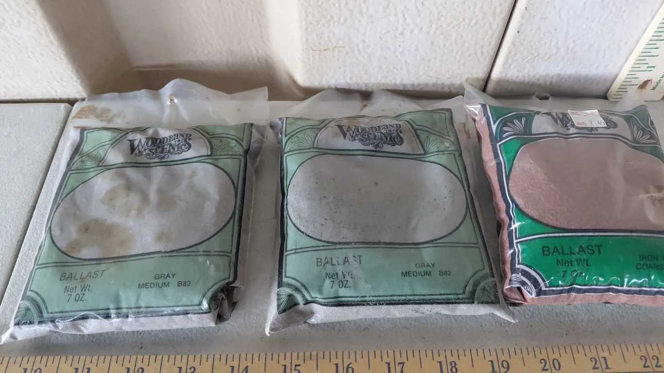 3 Packs Woodland Scenics Ballast