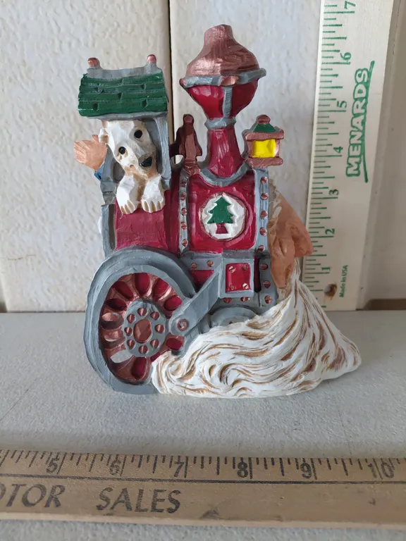 David Fryman Portfolio Train Figurine 6''X3.5''X7''