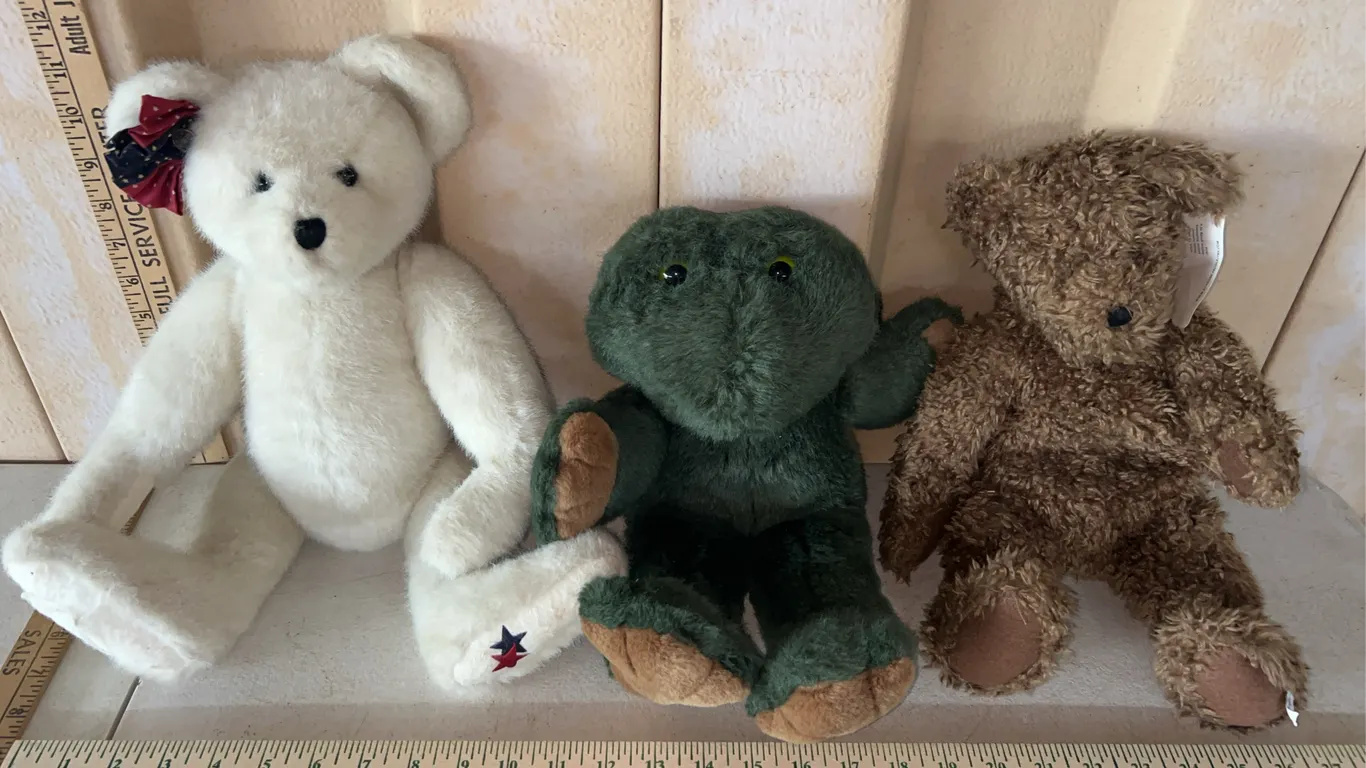 Boyds Bears & Frog