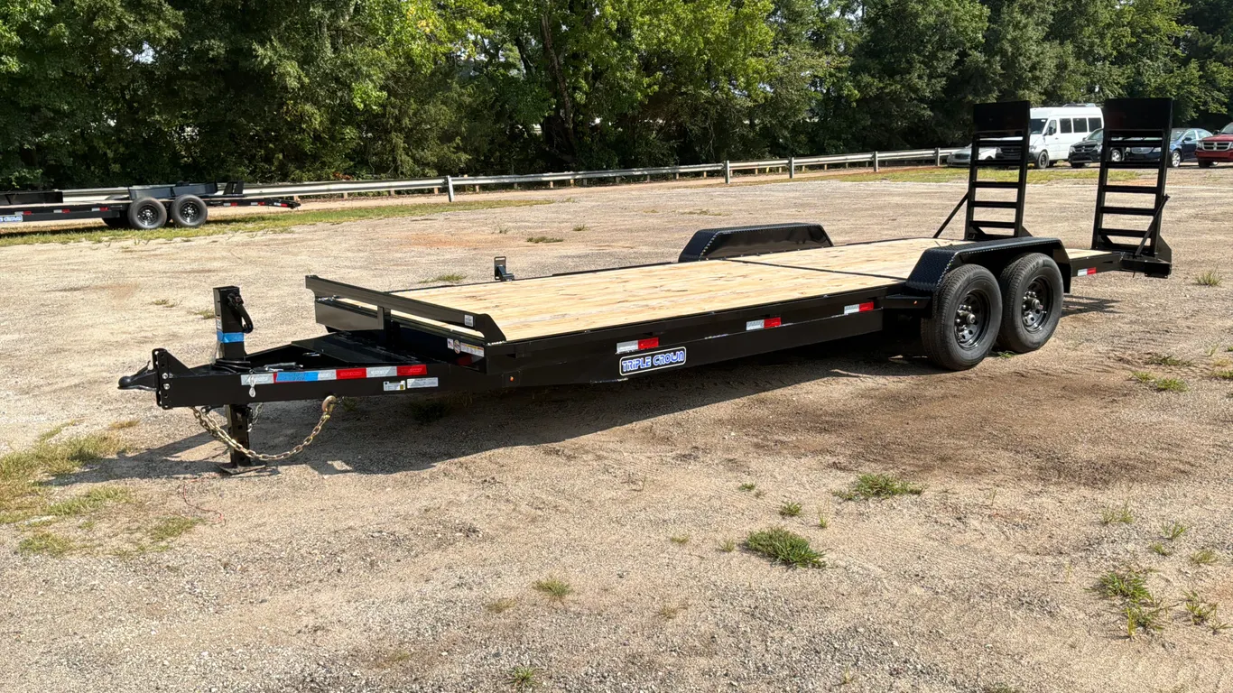 UNUSED 2027 TRIPLE CROWN TRAILERS, INC E7X2414K CAR HAULER TRAILER VIN: 1XNBE2427V2051970