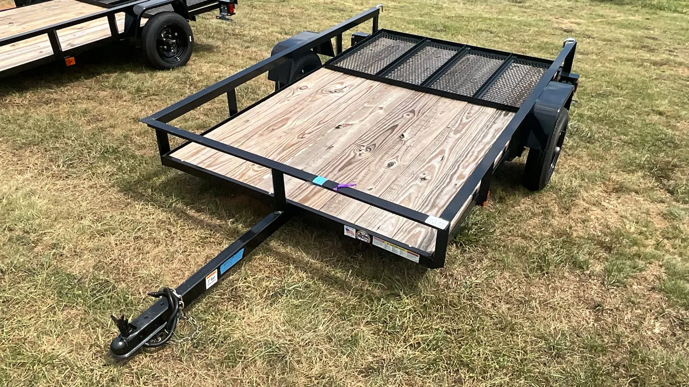 UNUSED 2027 TRIPLE CROWN TRAILERS, INC LD5X8S10O UTILITY TRAILER 5'X8' VIN: 1XNBU0813V2051974