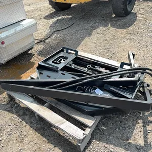 New Giyi SF60 60” hyd pallet forks w/ skid steer quick attach