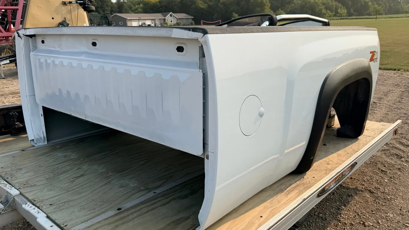 Chev 8' box w/ bumper & grille guard removed from 2011 Silverado