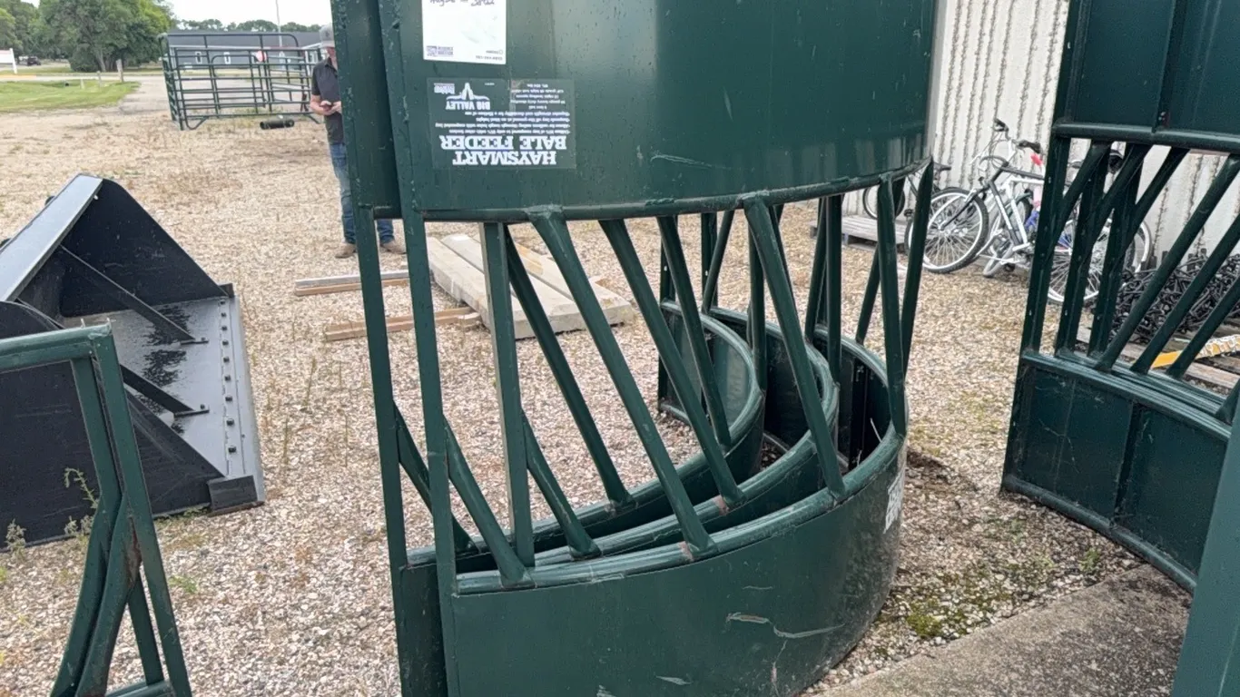 New Big Valley HaySmart Bale Feeder-Sales Tax