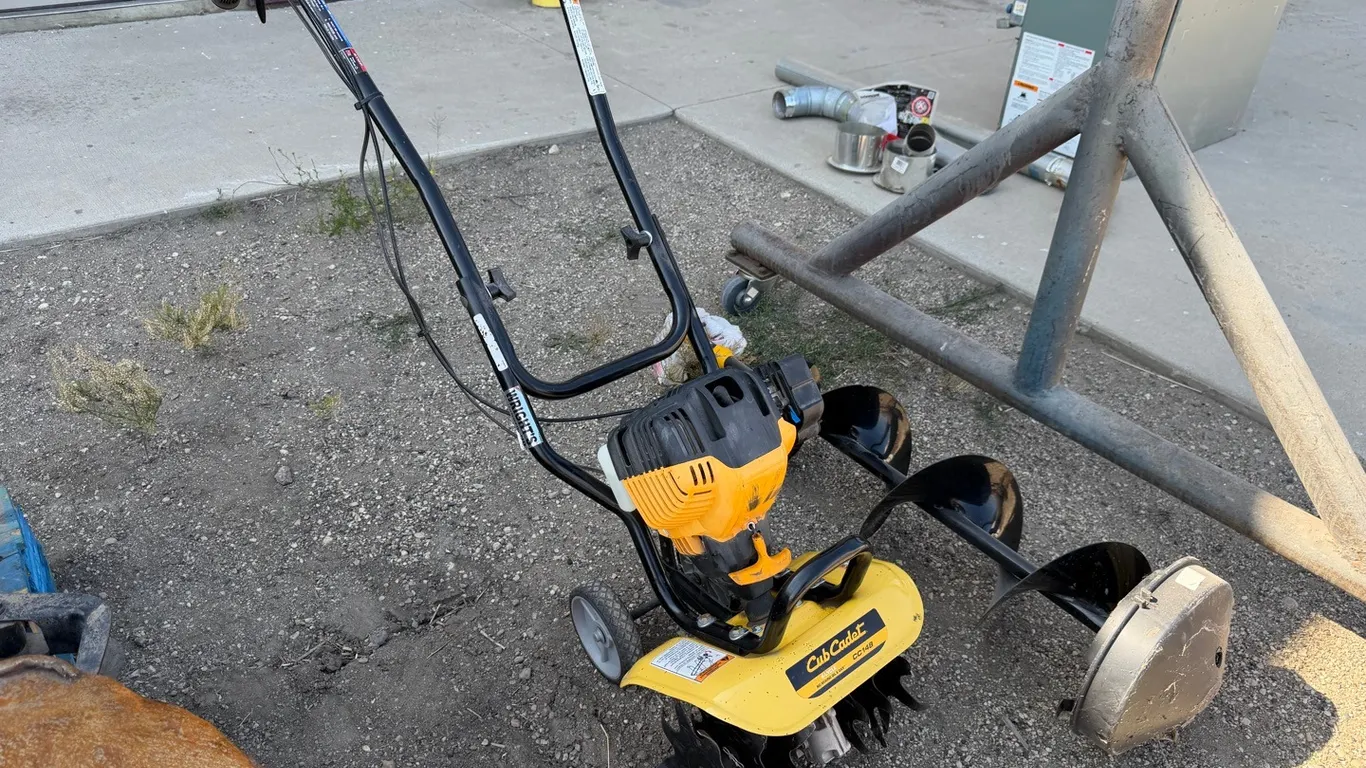 Cub Cadet 148cc garden tiller