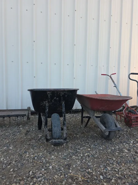 Pr steel wheelbarrows