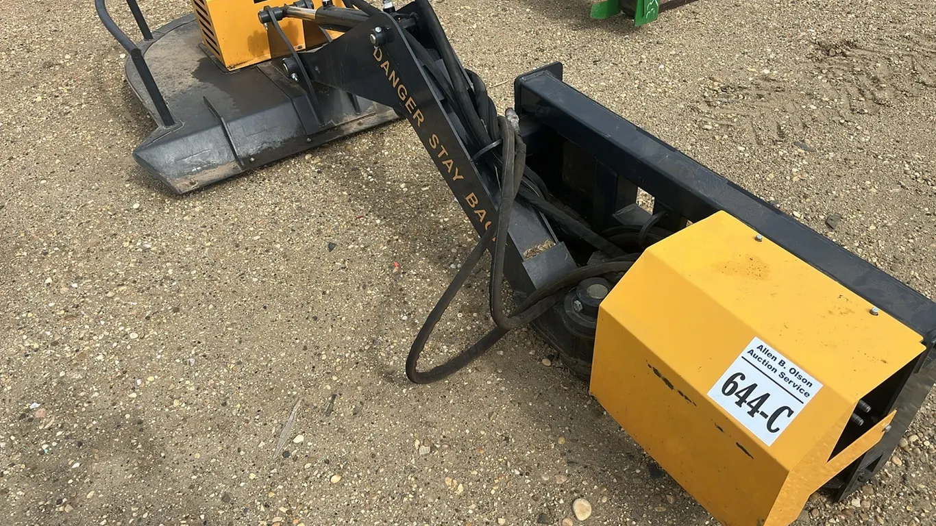 LANDHONOR SKID STEER ATTACH MODEL ABC-13-125A BRUSH MOWER - s/n HL-00536