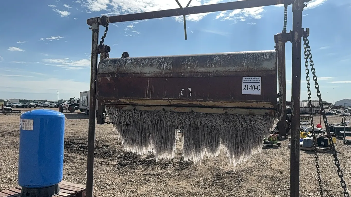 CATTLE OILER
