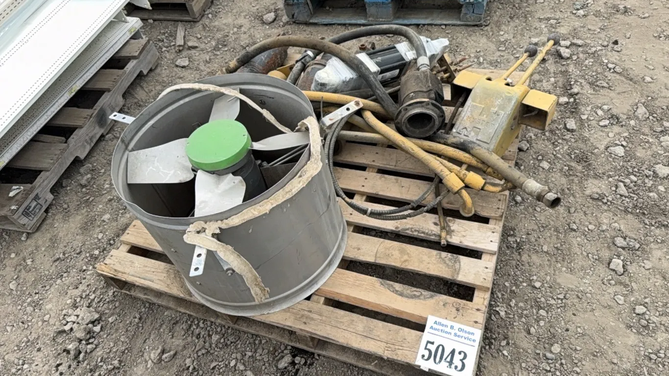 EXHAUST FAN, 4 HYDRAULIC RAMS, HYDRAULIC GEAR BOX, HYDRAULIC LINES