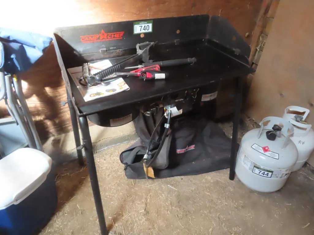 Camp Chef 2 Burner Stove *Located at Spruce Grove location.
