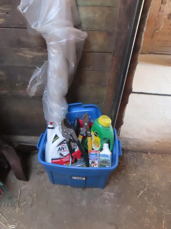Lot - Tote of Garden / Yard Supplies, Ant & Insect killer, *Located at Spruce Grove location.