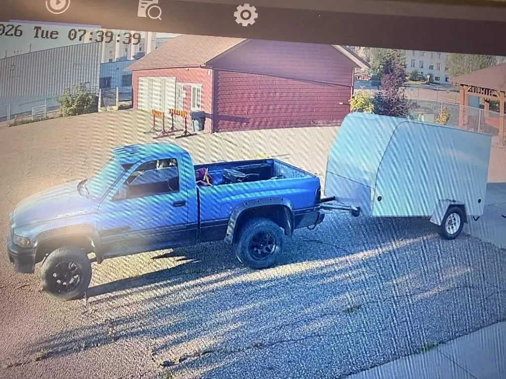 LOT STOLEN - NO BIDS PLEASE. Contact police if you recognize the truck.