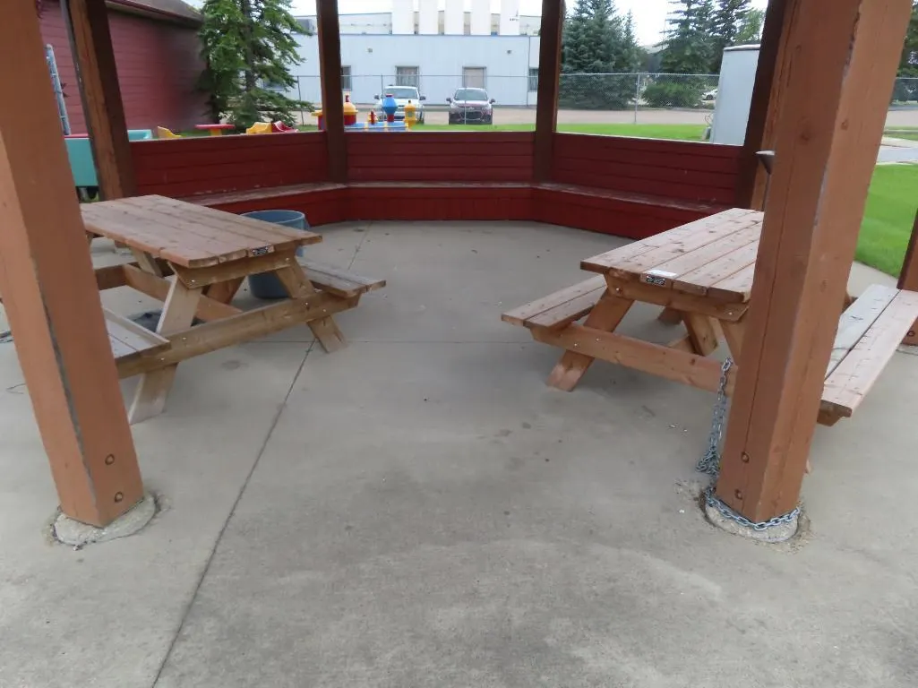 Lot - (2) Wooden Picnic Tables *Located at 4831 93 Ave, Edm.