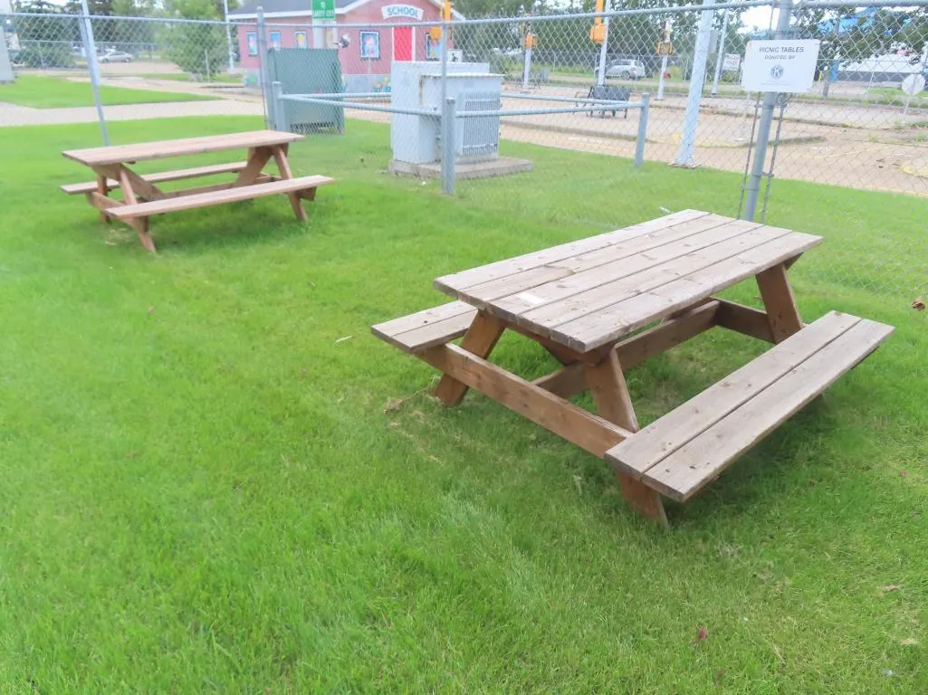 Lot - (2) Wooden Picnic Tables *Located at 4831 93 Ave, Edm.