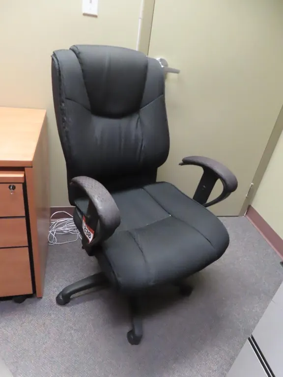 High Back Arm Office Chair *Located at 4831 93 Ave, Edm.