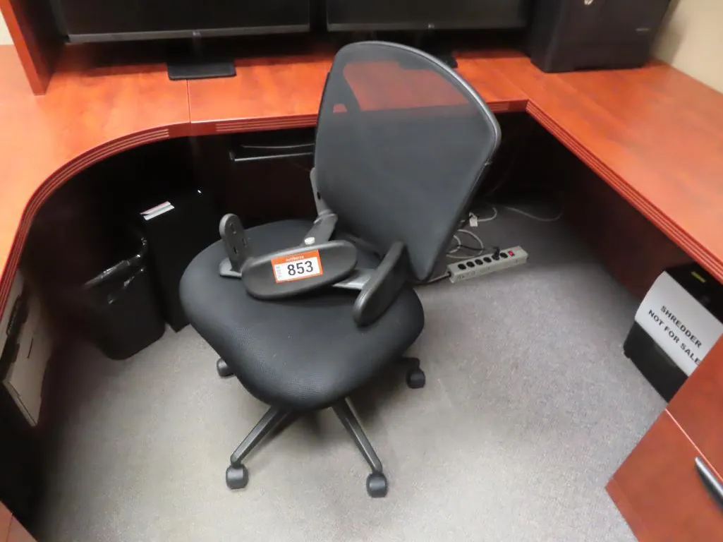 Office Chair (arms need to be attached) *Located at 4831 93 Ave, Edm.