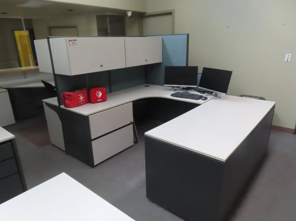 2 Person Modular Workstation *Located at 4831 93 Ave, Edm.