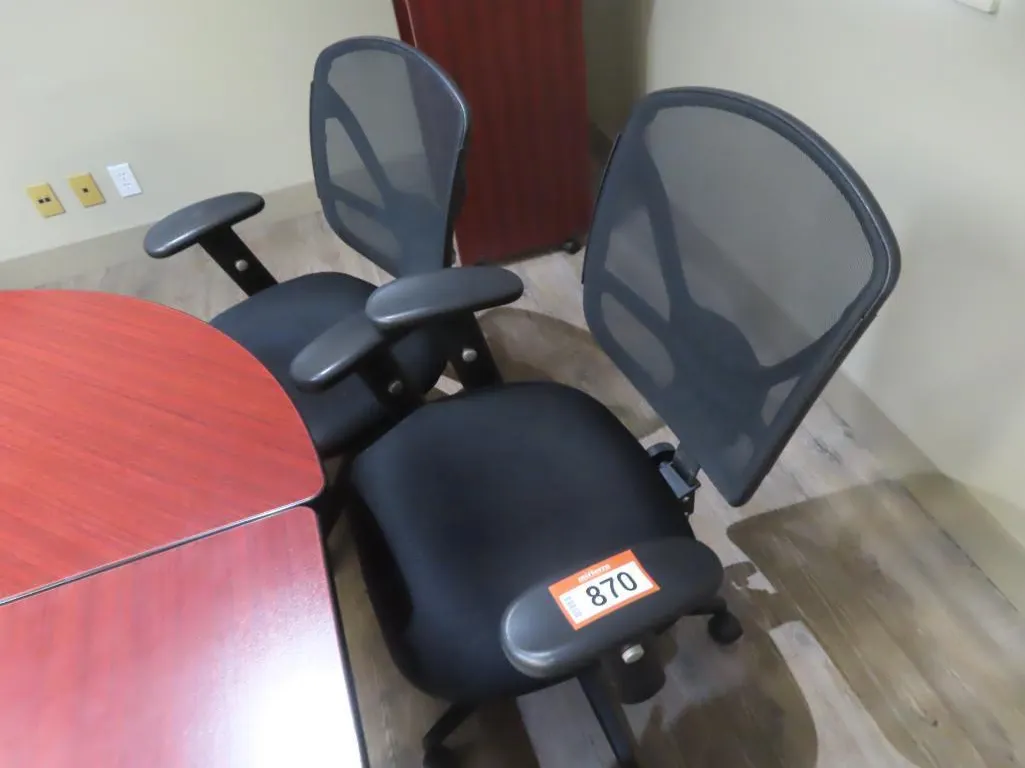 Lot - (2) Mesh and Fabric Task Chairs *Located at 4831 93 Ave, Edm.