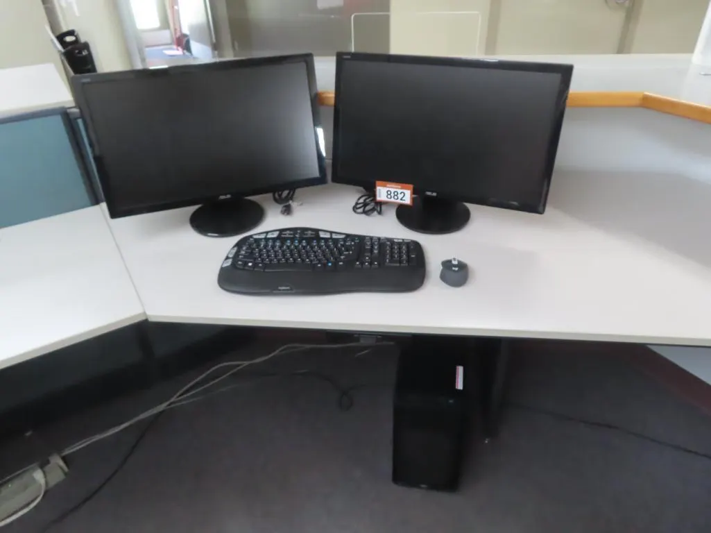 Lot - AMD Ryzen 5 5600X Computer w/ 16GB Ram, Radeon RX 6500 XT 4GB Video Display Card - Windows 11 Compatible, (2) Monitors, Keyboard, Mouse *Located