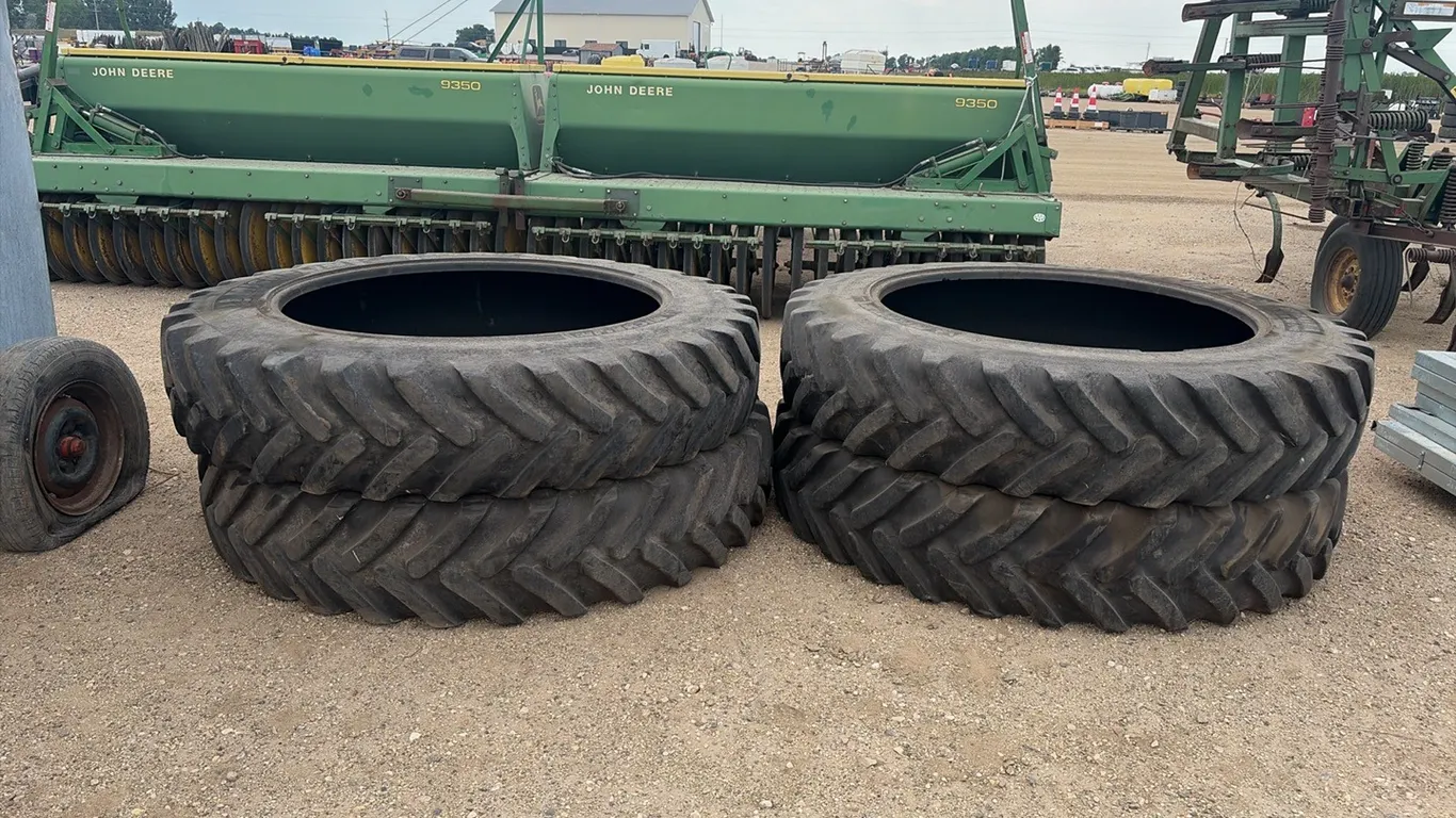ID 0404 Sprayer Tires (4)