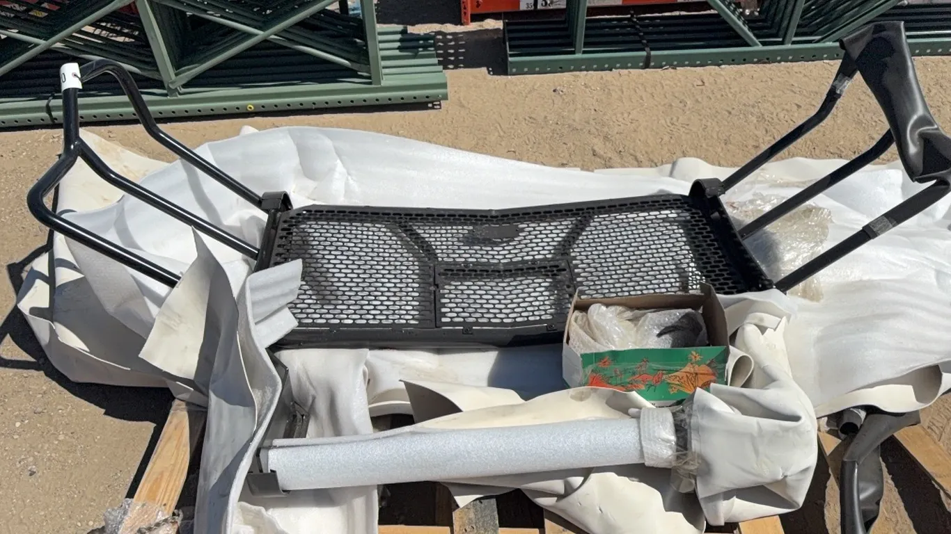 ID 0340 NEW Steel Craft Grill Guard