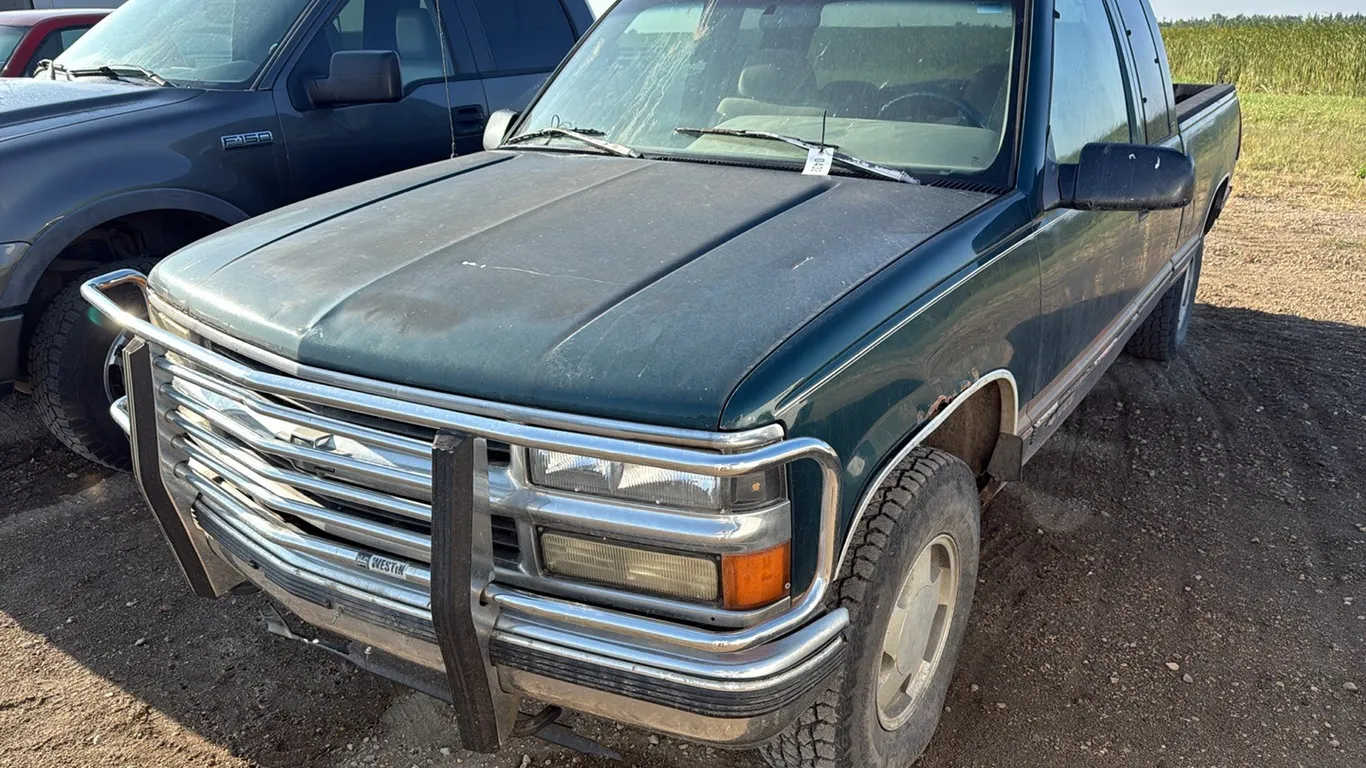 ID 0432 1996 Chevy Pickup
