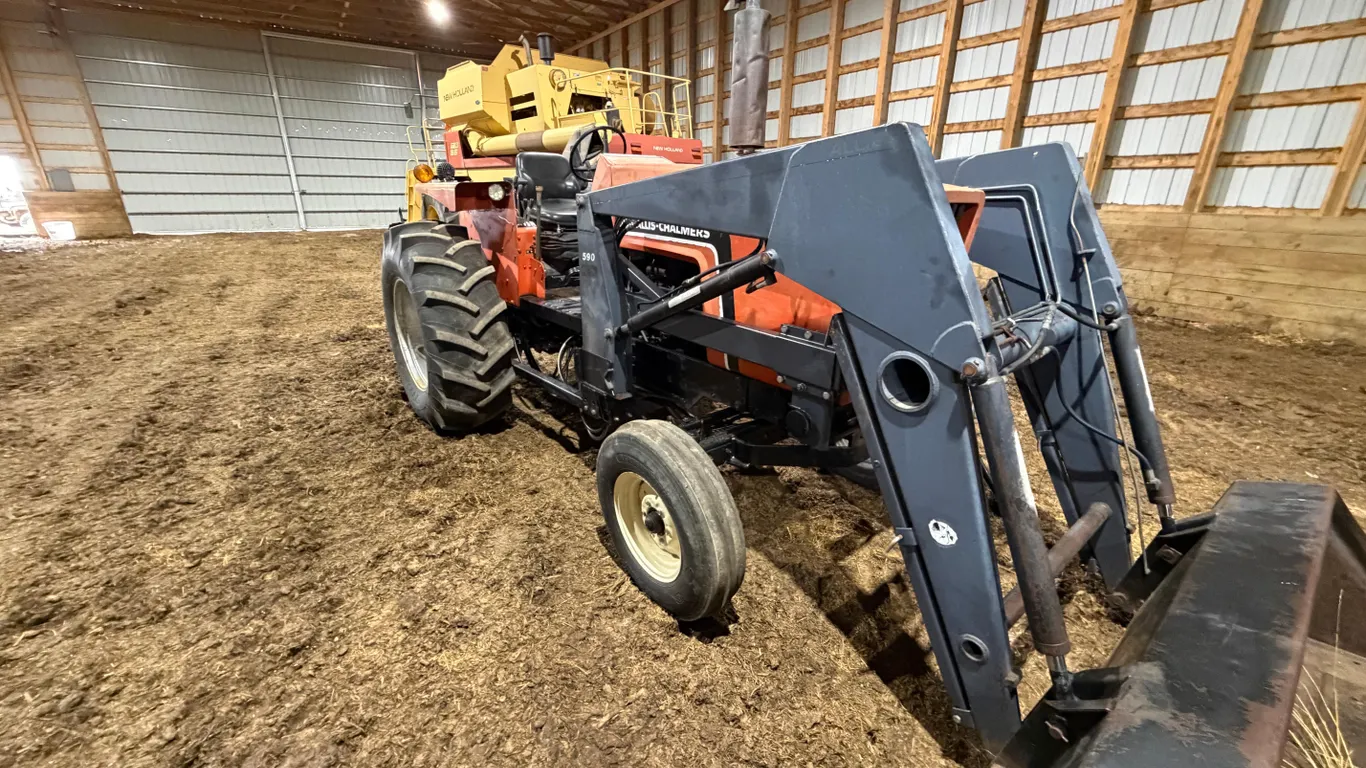 Allis-Chalmers 6060 Tractor