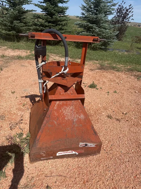 Fertilizer Spreader