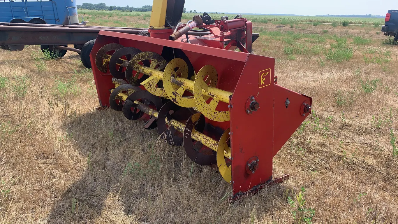 Farm King Snowblower