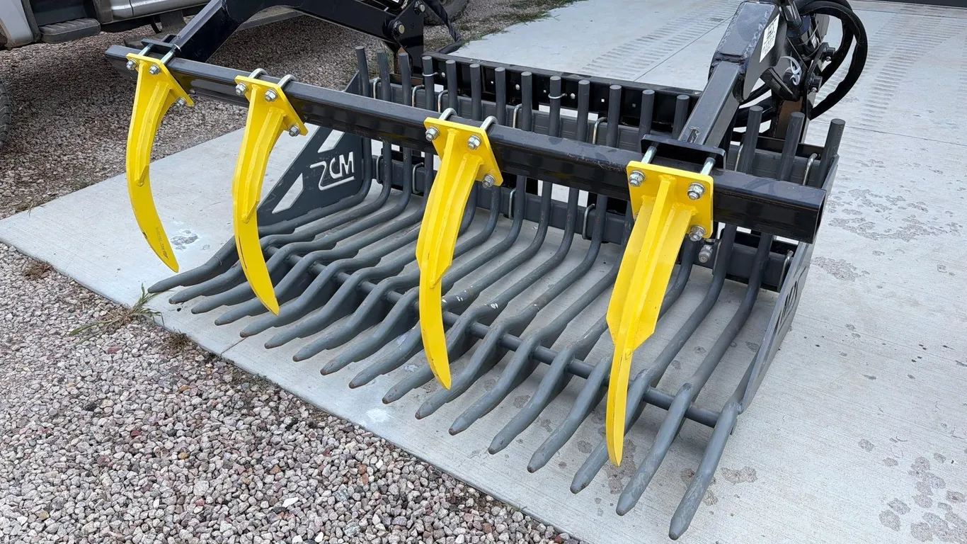MDS Skidloader Grapple Bucket--LIKE NEW