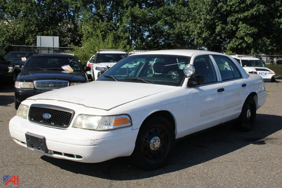 2009 Ford Crown Victoria 4DSD/Police Interceptor