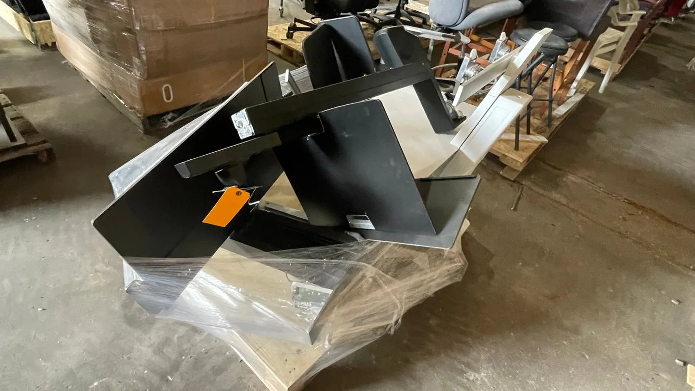 (5) Adjustable Attachable Work Stations