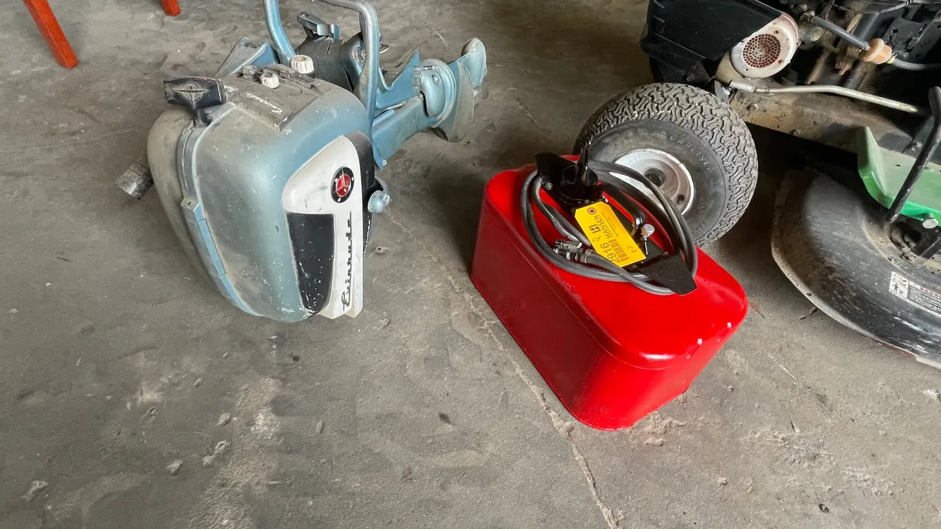 Evinrude Boat Motor