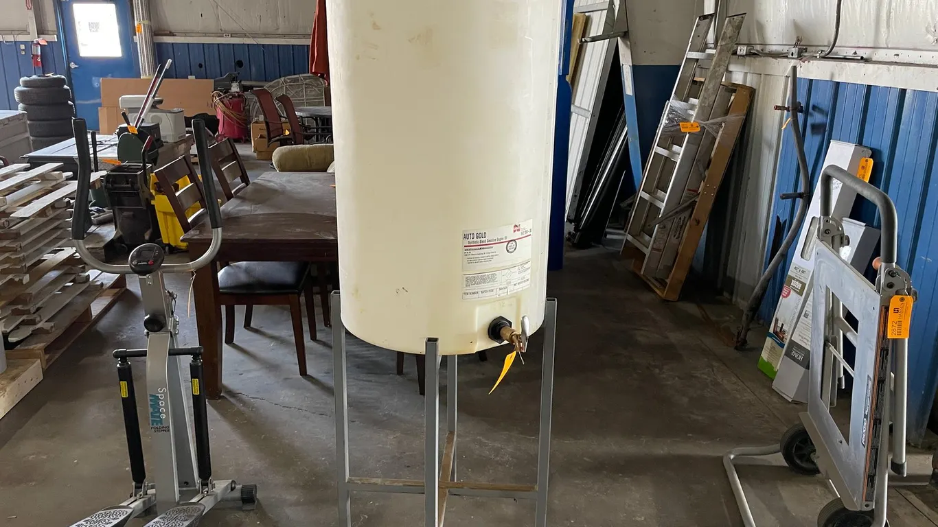 Poly Tank with Metal Stand