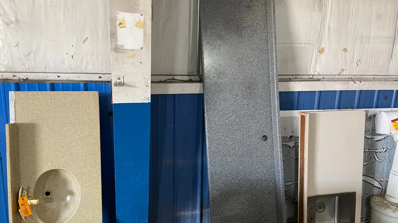 (2) Sinks (1) Counter Tops