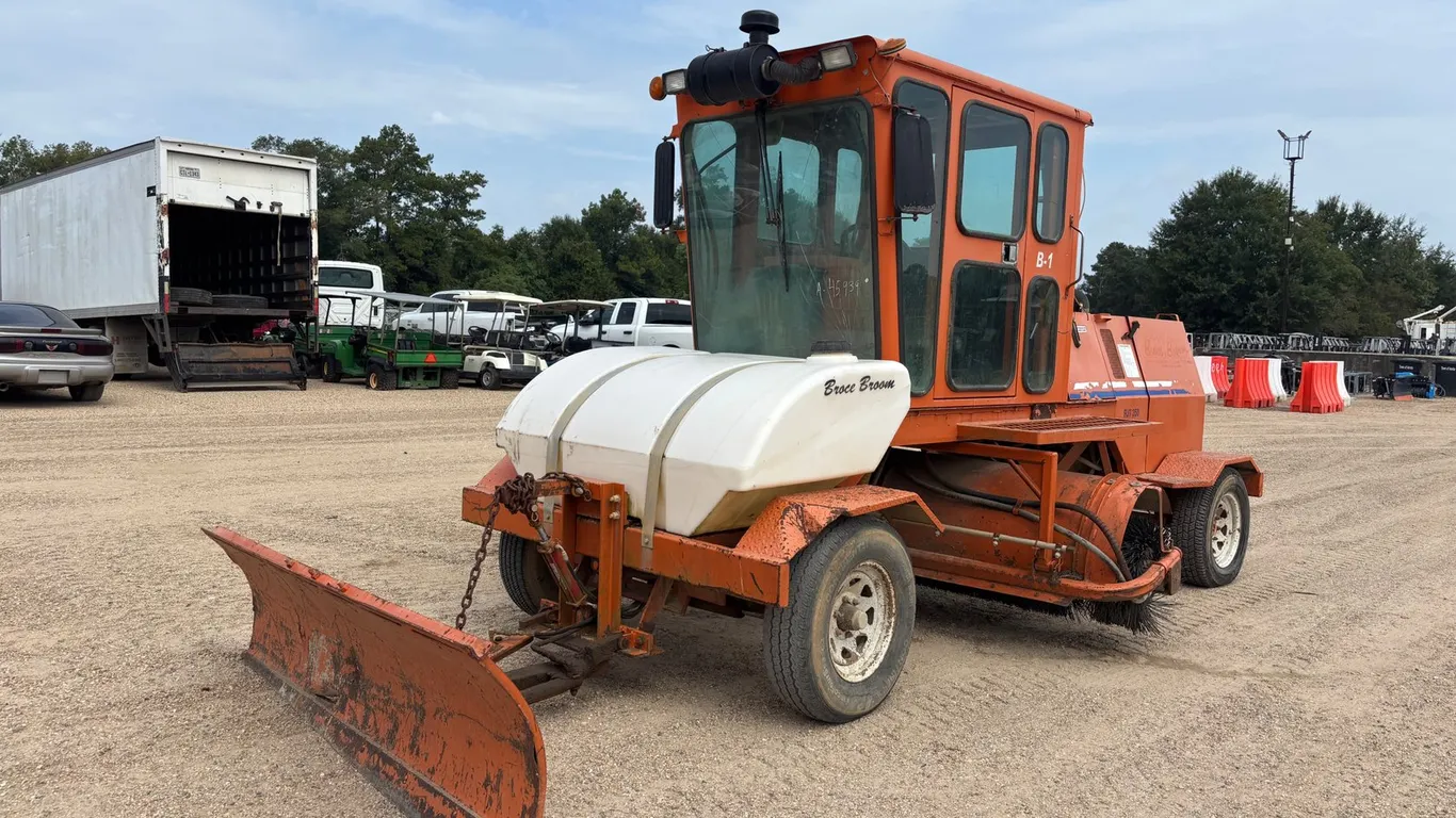 2015 BROCE RJT350 POWER BROOM