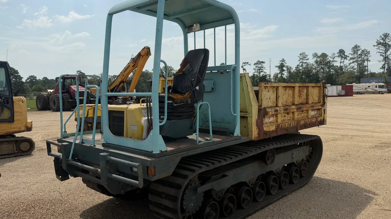 YANMAR C50R-3A CRAWLER