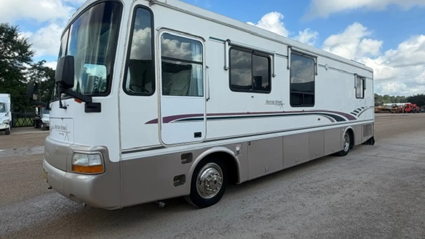 1997 NEWMAR DUTCH STAR 37ft WIDE BODY MOTORHOME