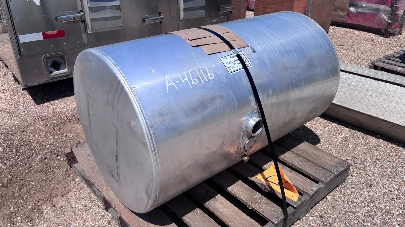 100 GALLON ALUMINUM FUEL TANK