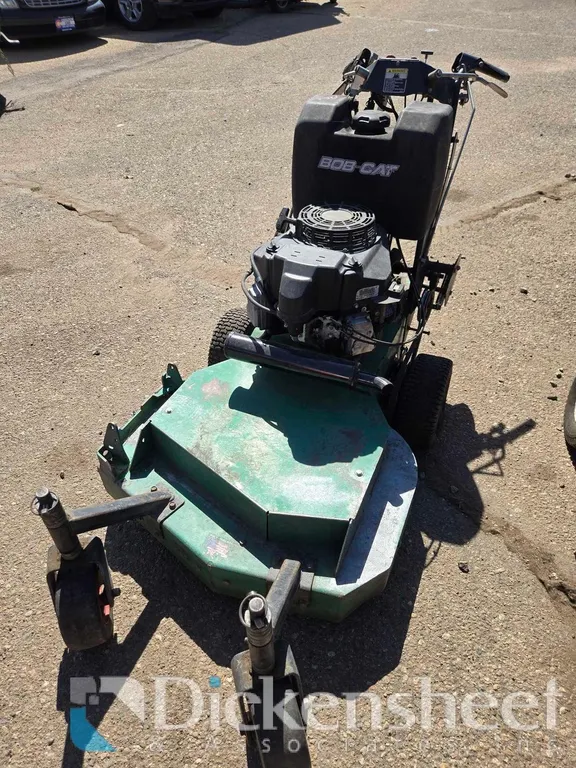 BOBCAT WALK BEHIND MOWER WITH KAWASAKI ENGINE