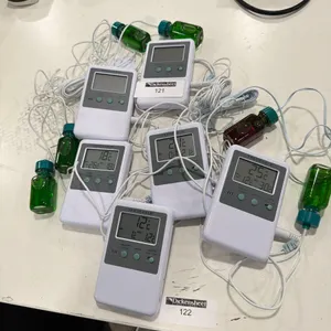 (4) DIGITAL TEMPERATURE GAGES