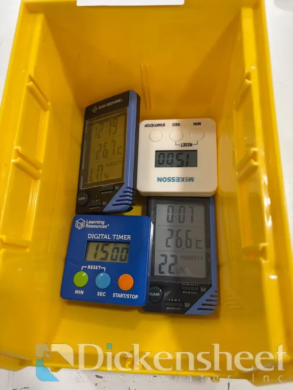 LOT OF ASSORTED TIMERS IN YELLOW BIN