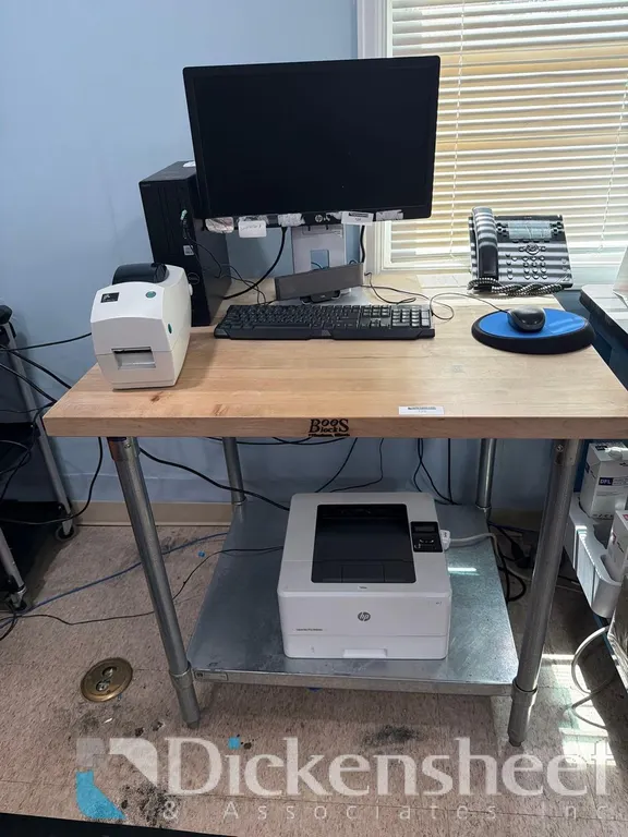 DELL VESTRO DESK TOP COMPUTER (hardware only, no rights, titles