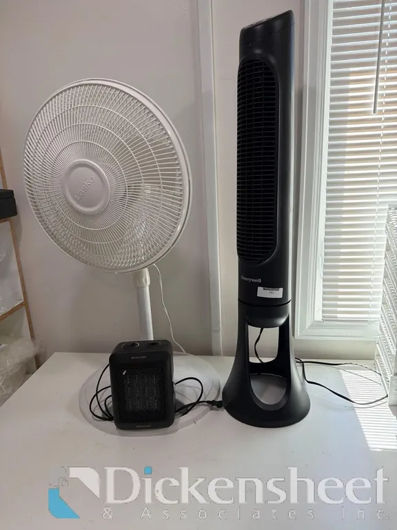 LOT OF FANS & HEATER