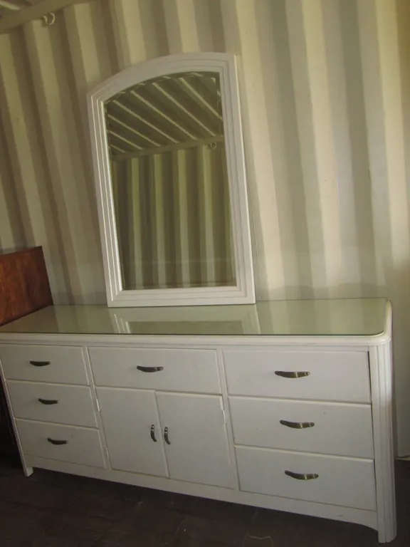 9-Drawer Vanity Dresser w/Glass Top Cover