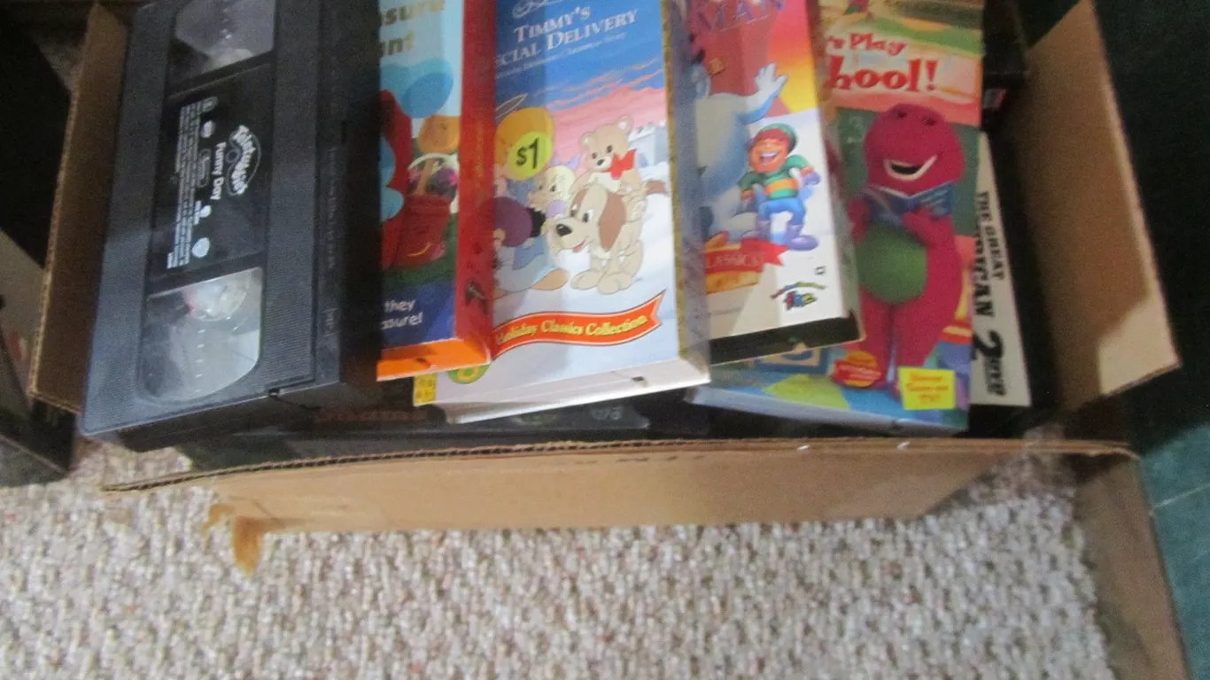 Lot Of Assorted VHS Movies