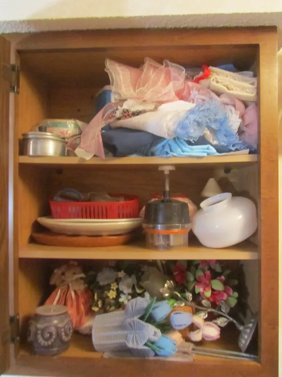 Contents Of Cabinet